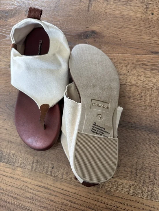 Maurices Cream Canvas Thong Sandals with Brown Footbed - Picture 2 of 2